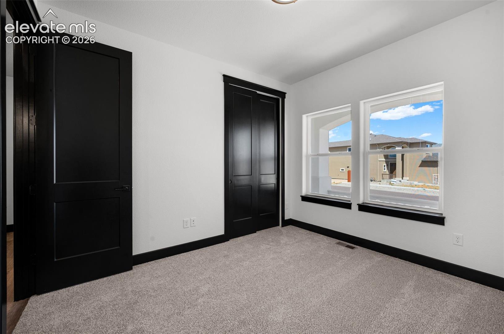 Listing photo 3 for 11101 Rolling Ranch Drive