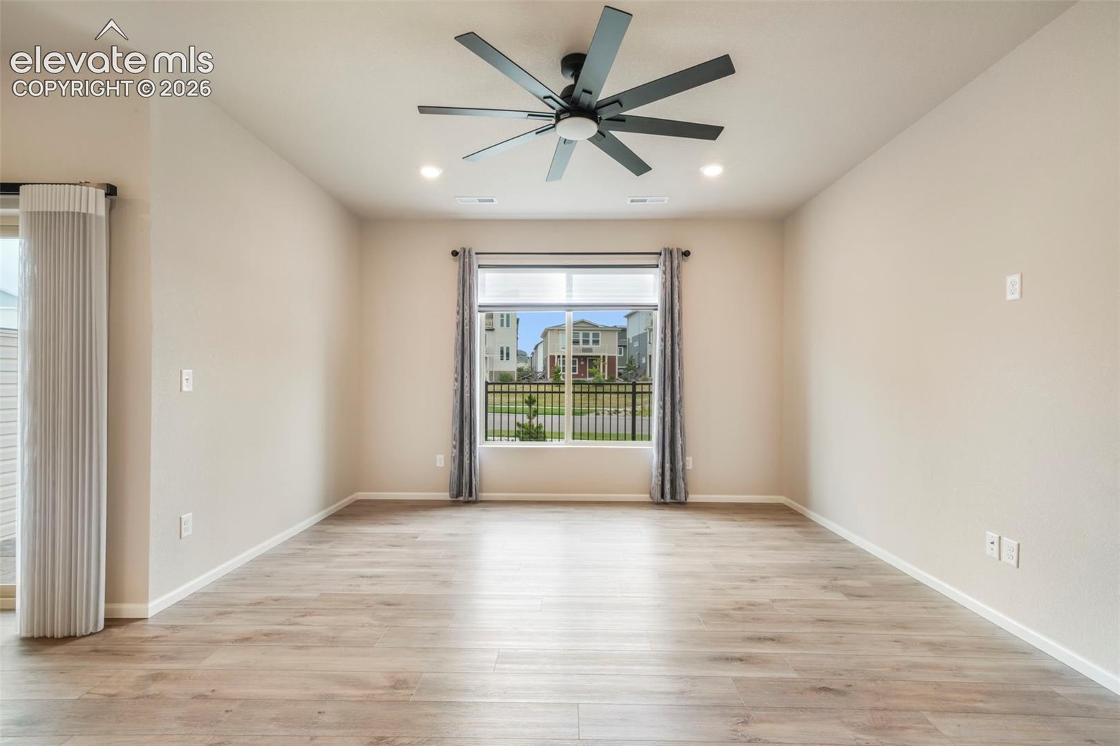 5697 Torrisdale View, photo 27