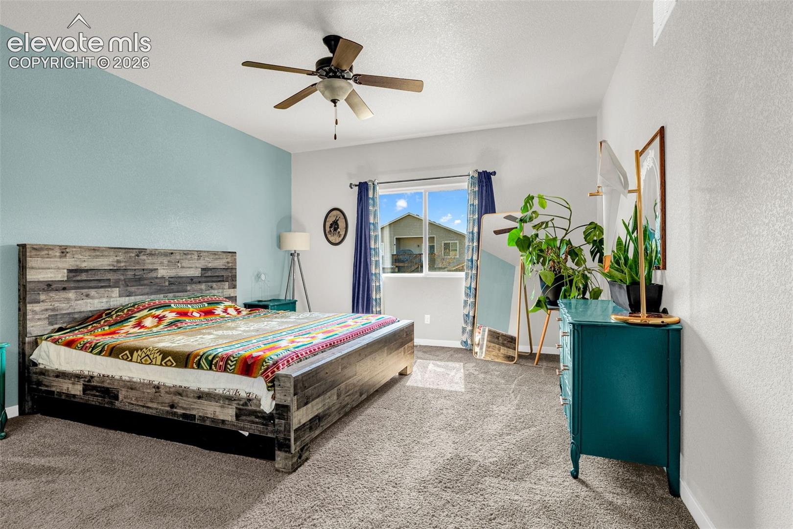 Listing photo 10 for 6898 Tullamore Drive