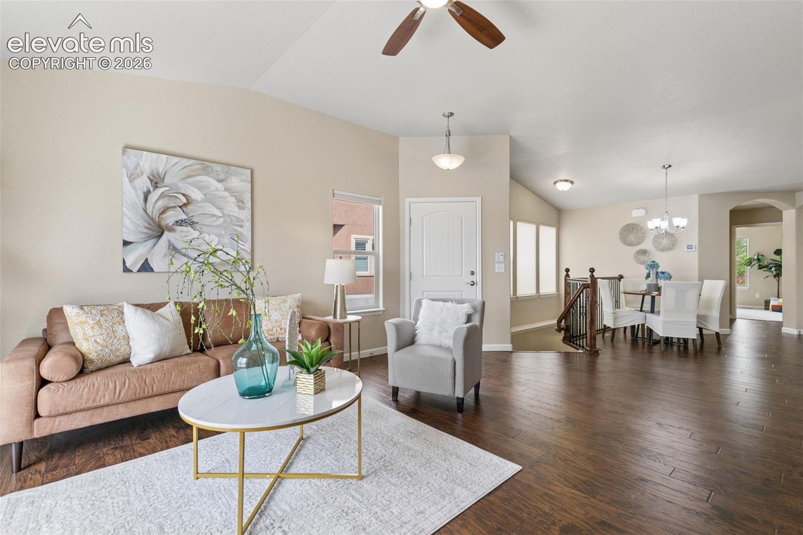 Listing photo 9 for 8042 Potentilla Grove