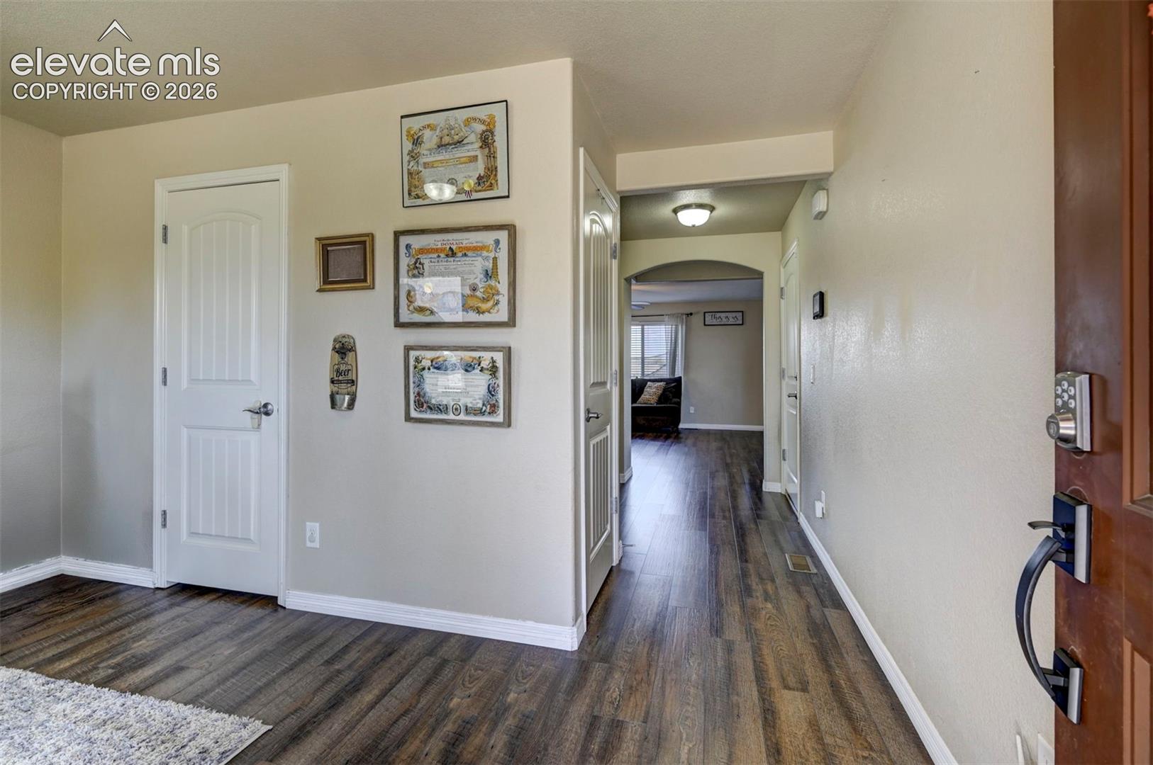 Listing photo 9 for 10018 Silver Stirrup Drive