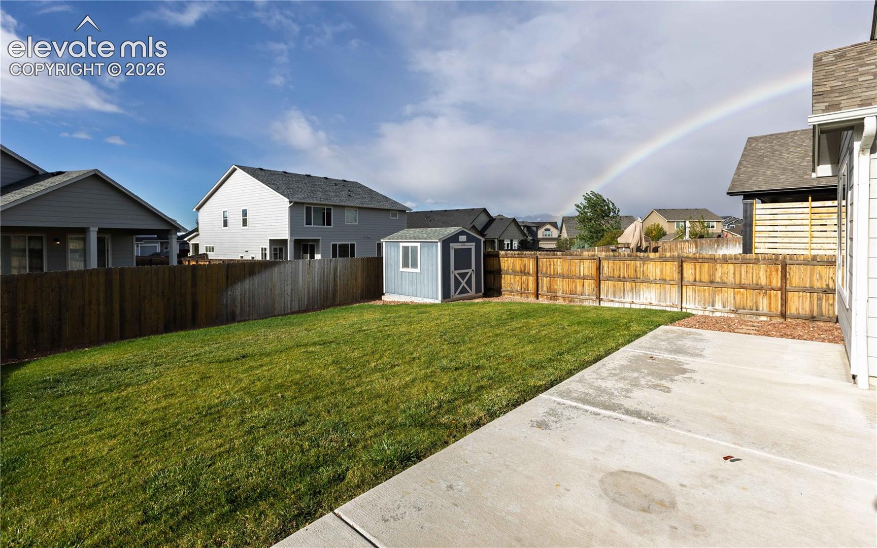 Listing photo 27 for 7684 Peachleaf Drive