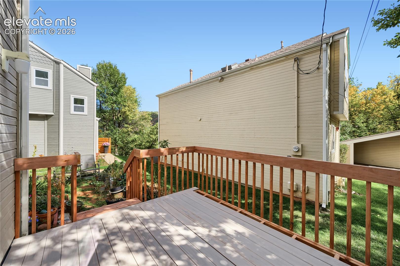 Listing photo 27 for 116 Manitou Place