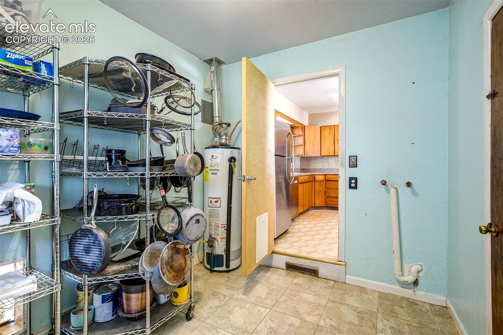 Listing photo 17 for 705 Grand Boulevard