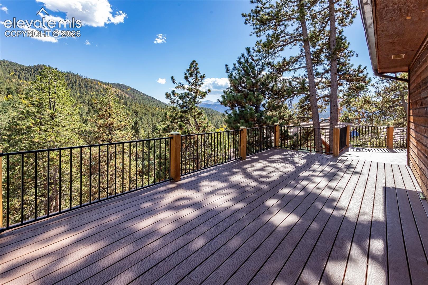Listing photo 31 for 1325 Kings Crown Road
