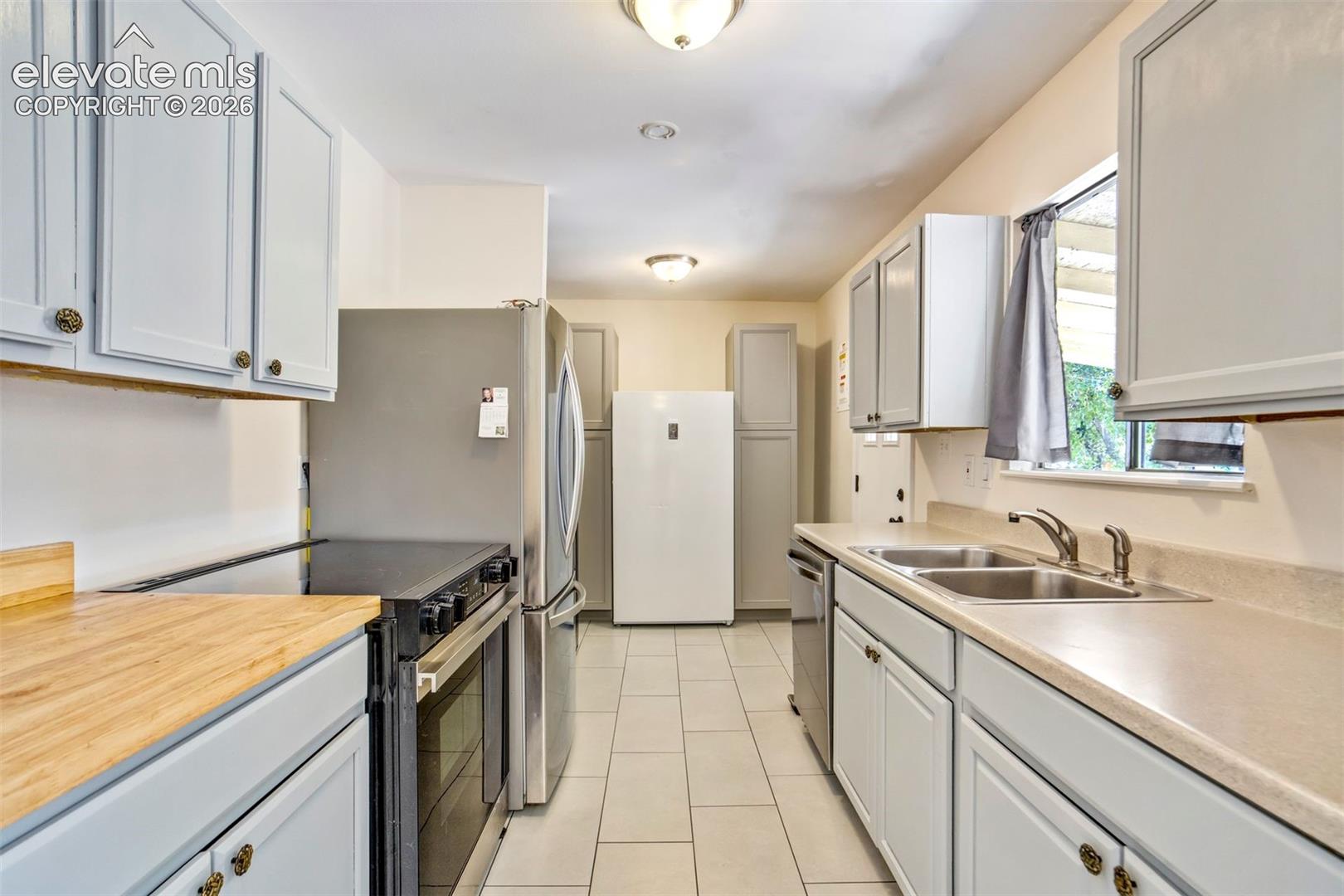 112 Roosevelt Street, photo 13