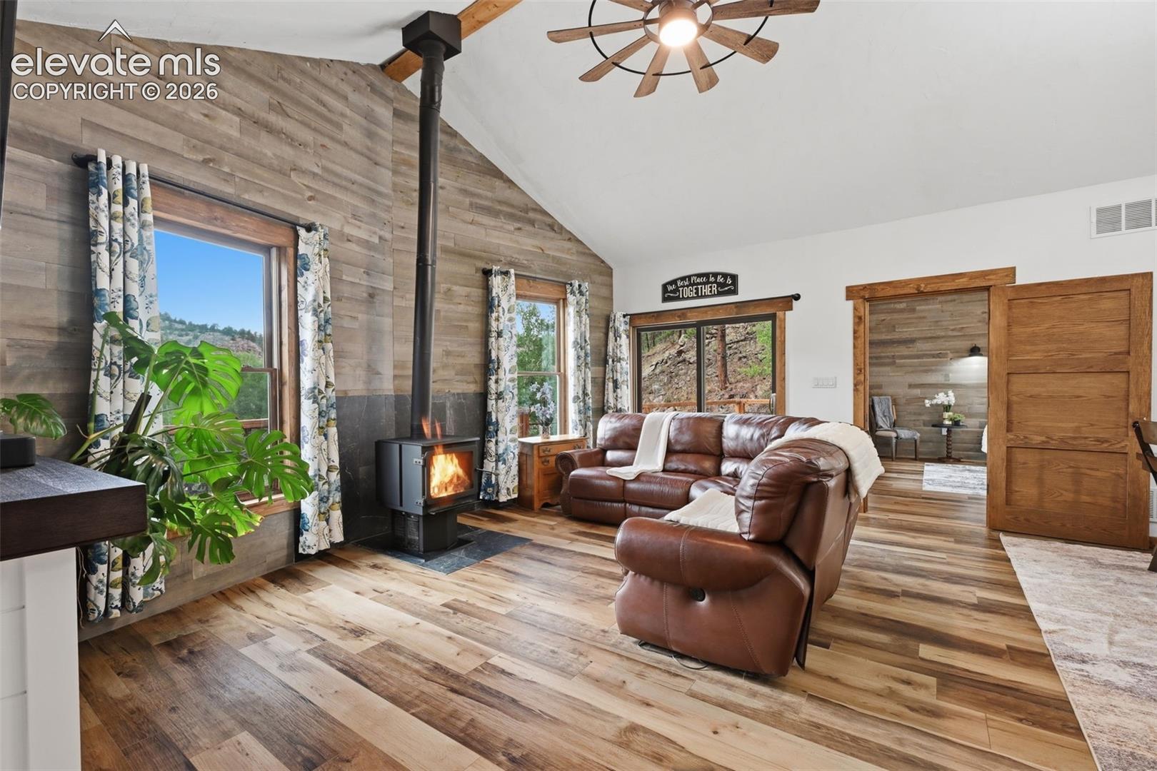 Listing photo 11 for 294 Vista De Agua Road