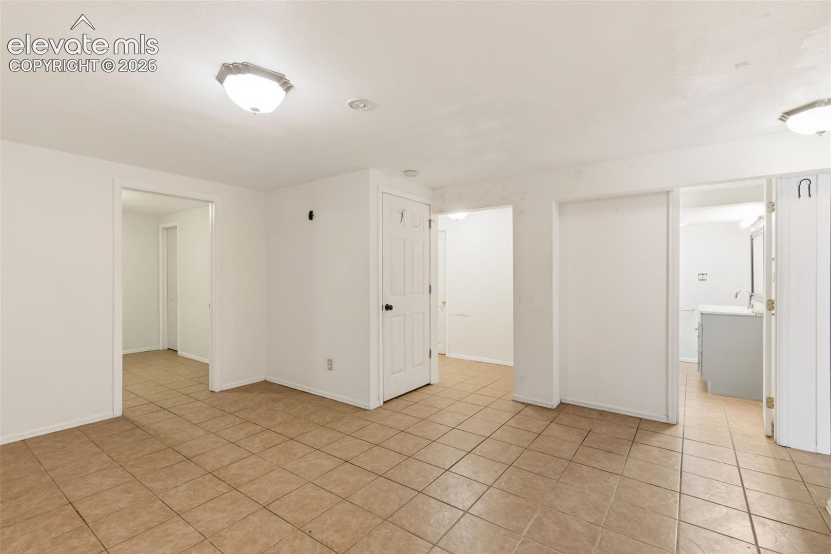 Listing photo 27 for 305 Alma Avenue