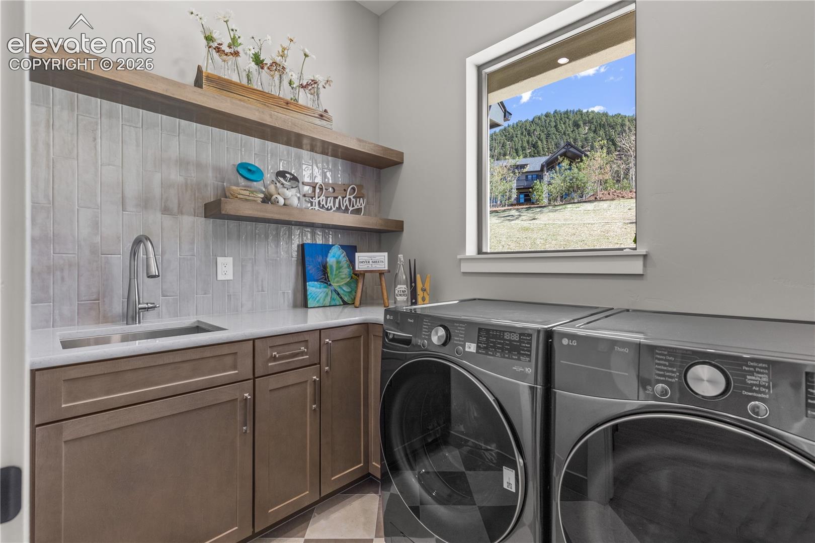 Listing photo 28 for 1405 Red Haven Place