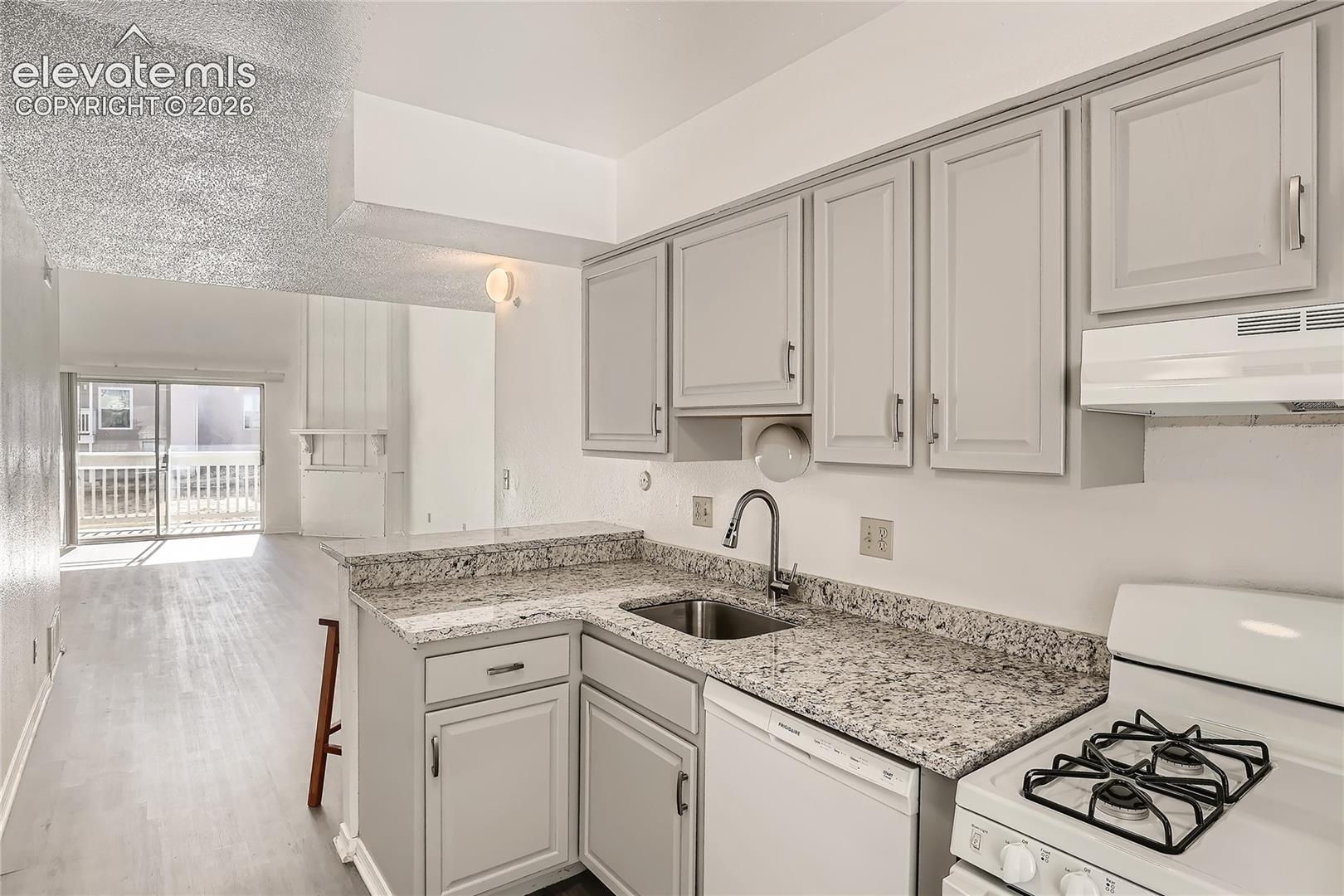 Listing photo 8 for 3455 Rebecca Lane D