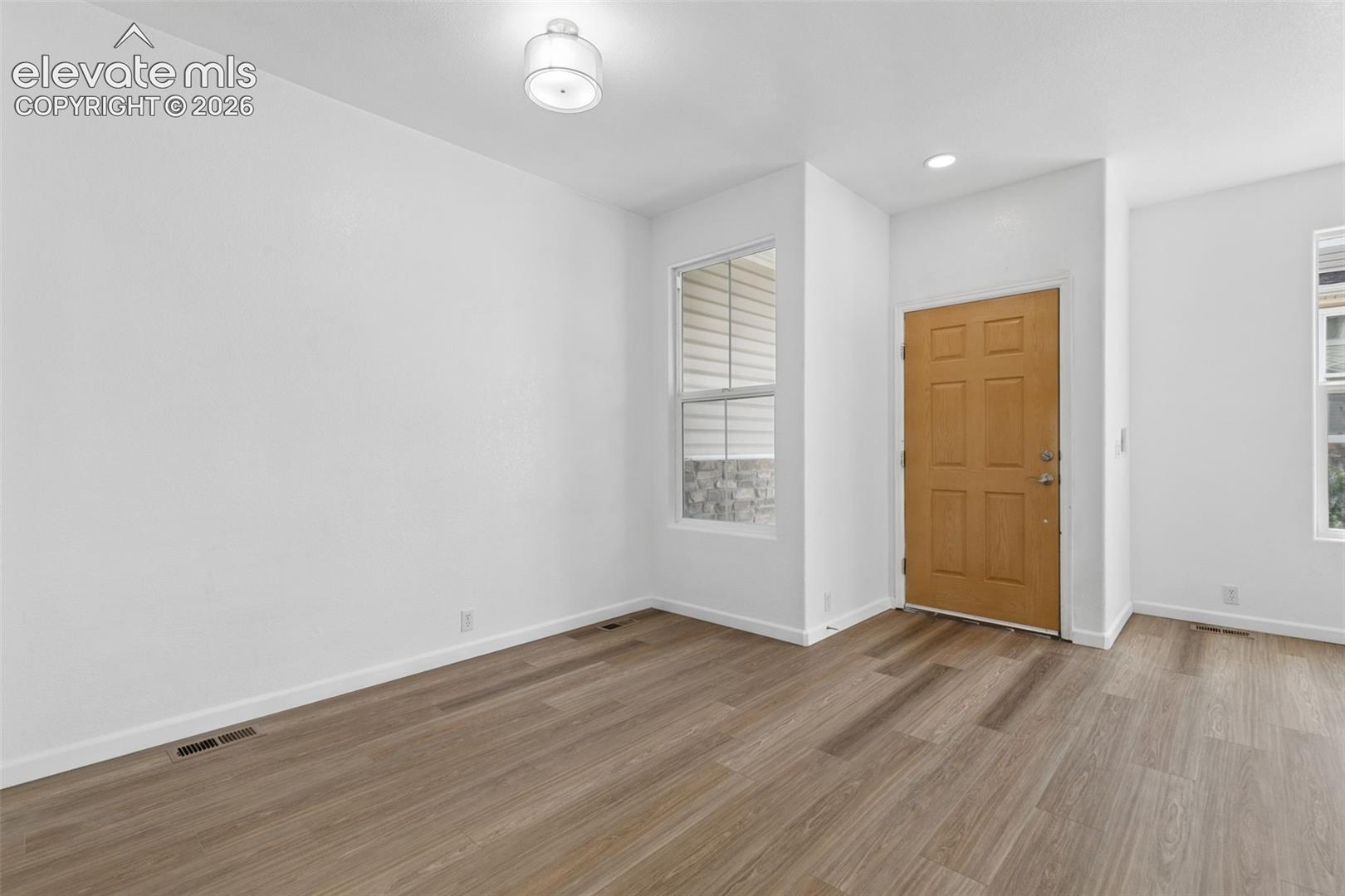 6218 Escalade Point, photo 9