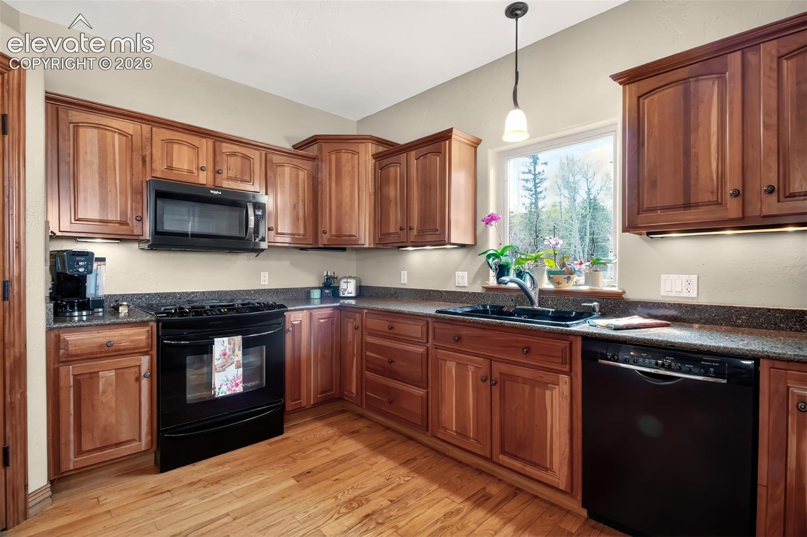 Listing photo 3 for 1471 County Road 51