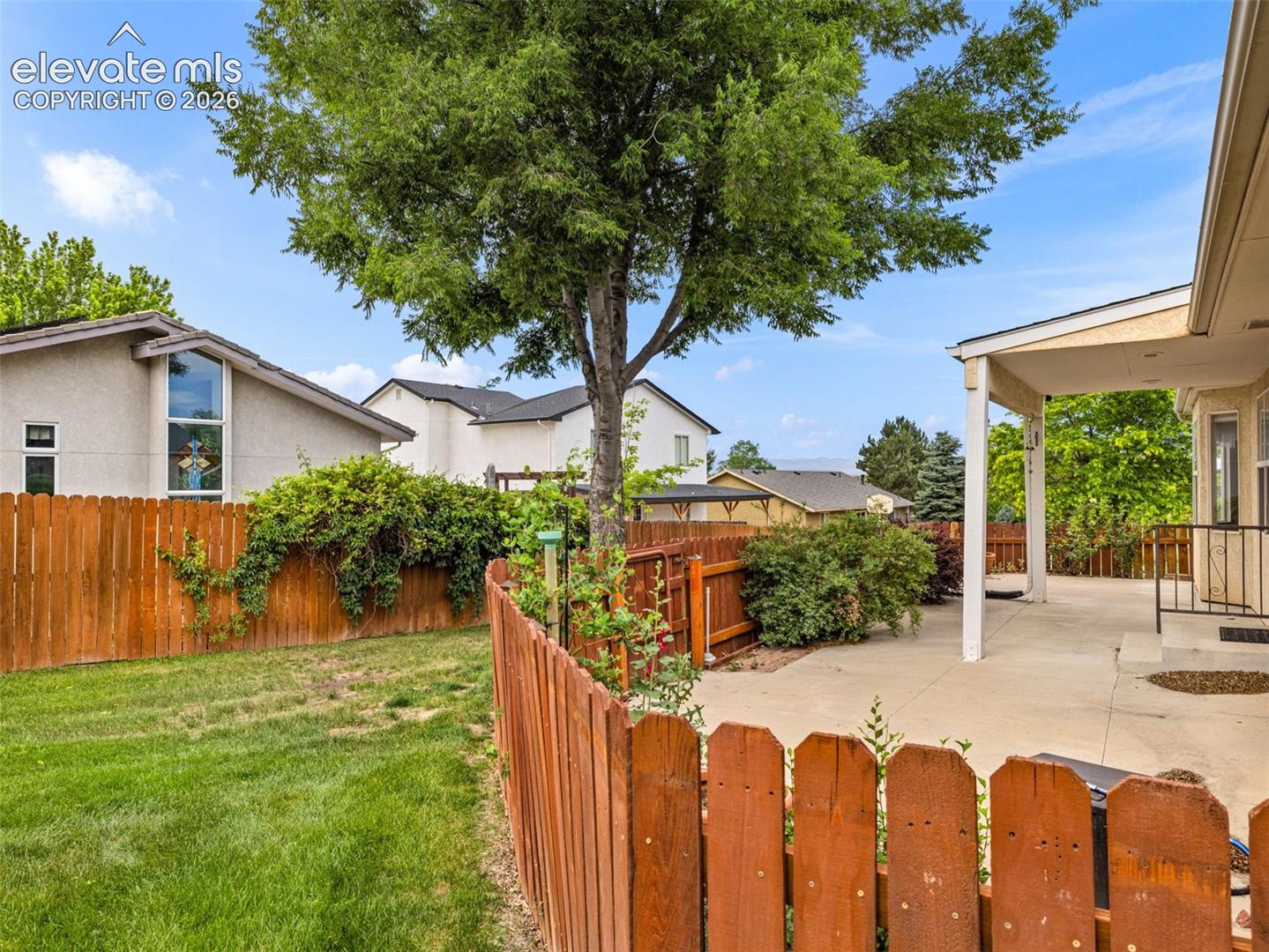 Listing photo 32 for 10 Brave Eagle Court