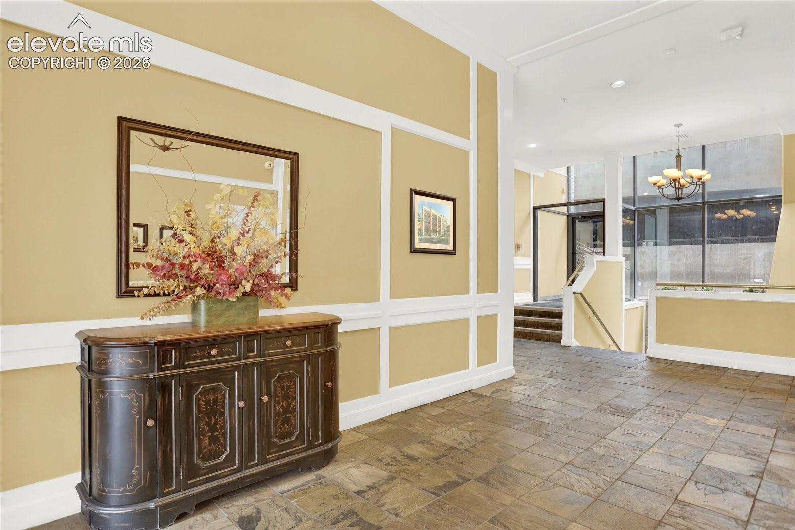 Listing photo 2 for 101 N Tejon Street 460