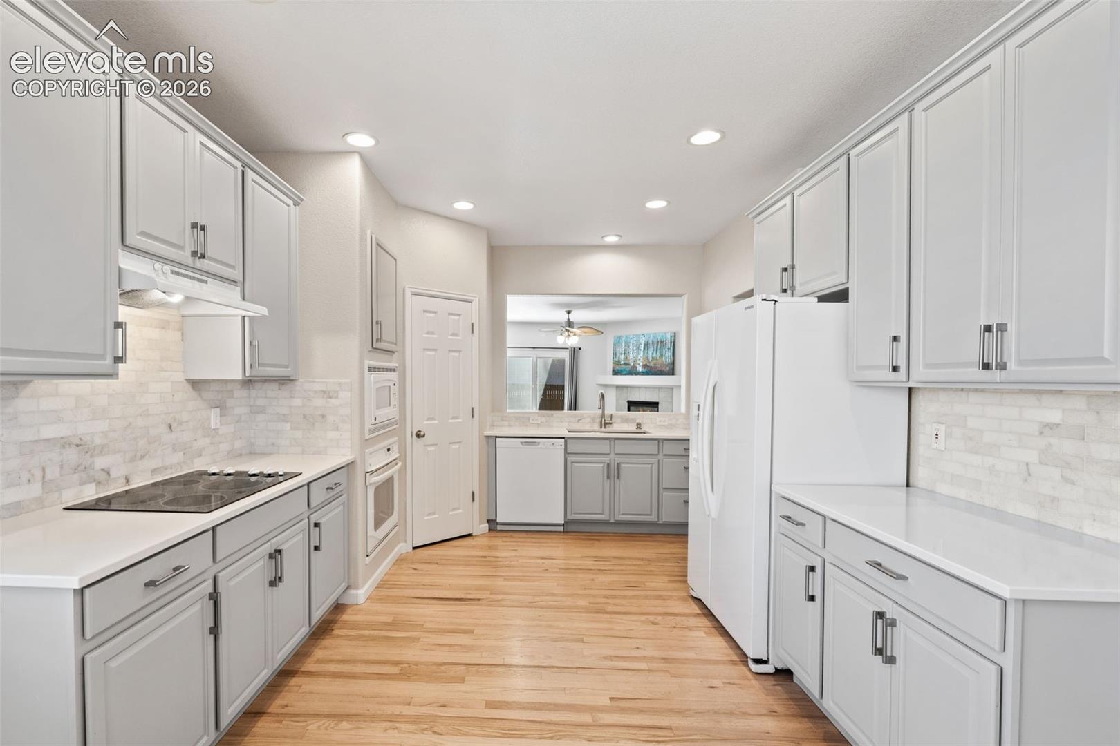 Listing photo 11 for 3595 Shady Rock Drive