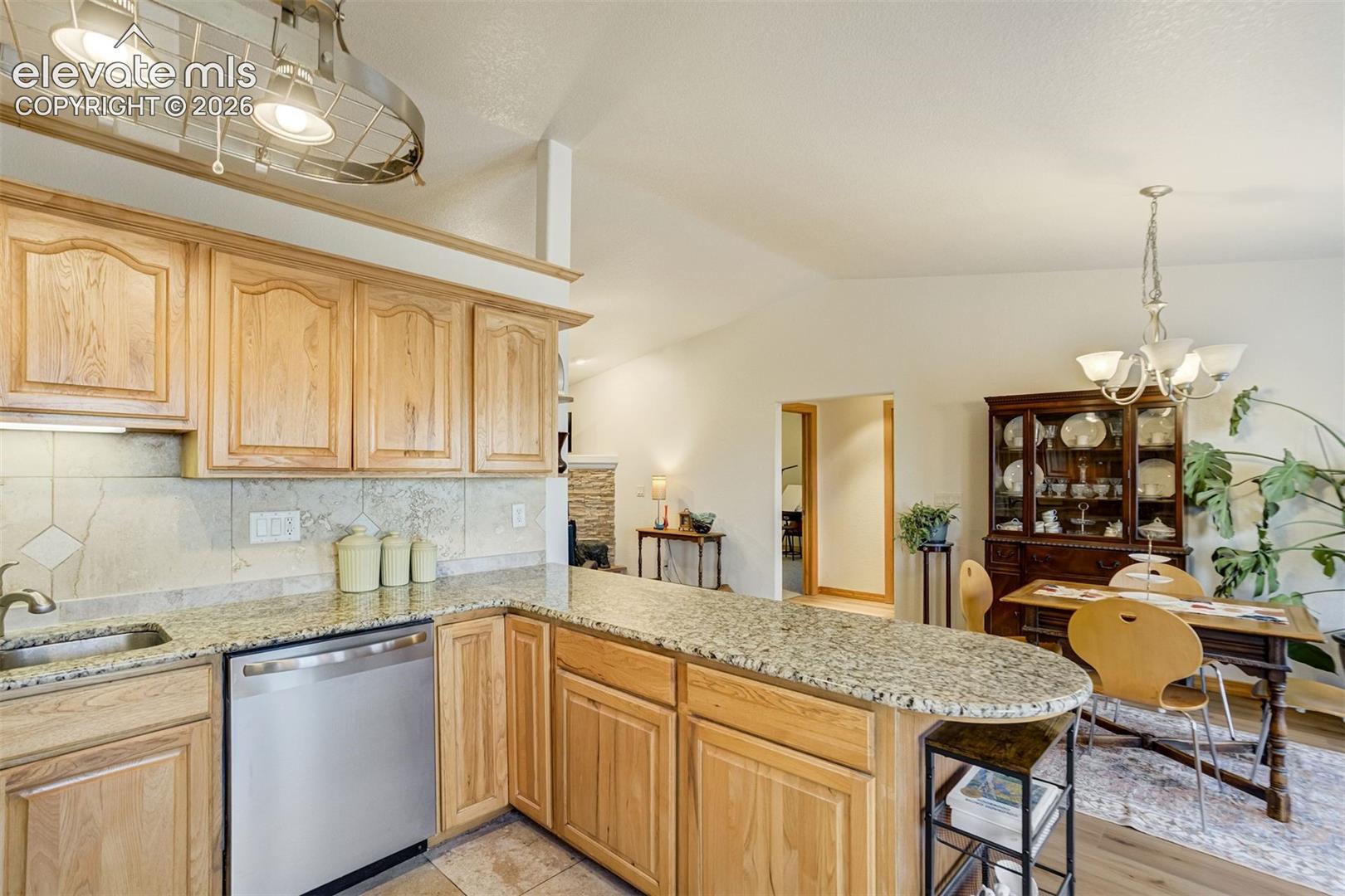 Listing photo 19 for 6285 Vessey Road