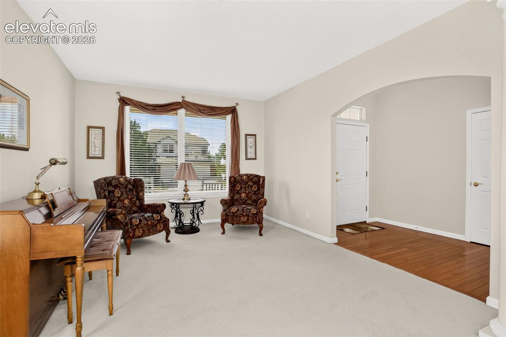 Listing photo 6 for 20737 E Fair Lane