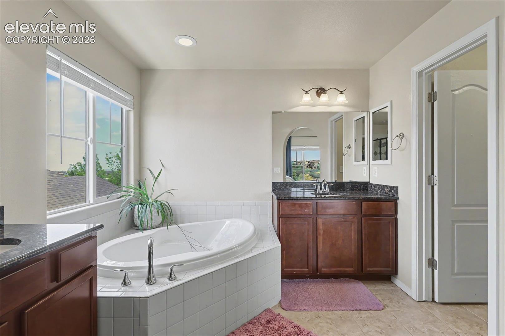 Listing photo 21 for 12172 Eagle Crest Court
