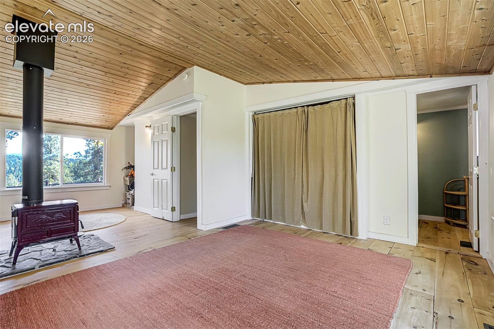 Listing photo 19 for 176 Chalk Circle Trail