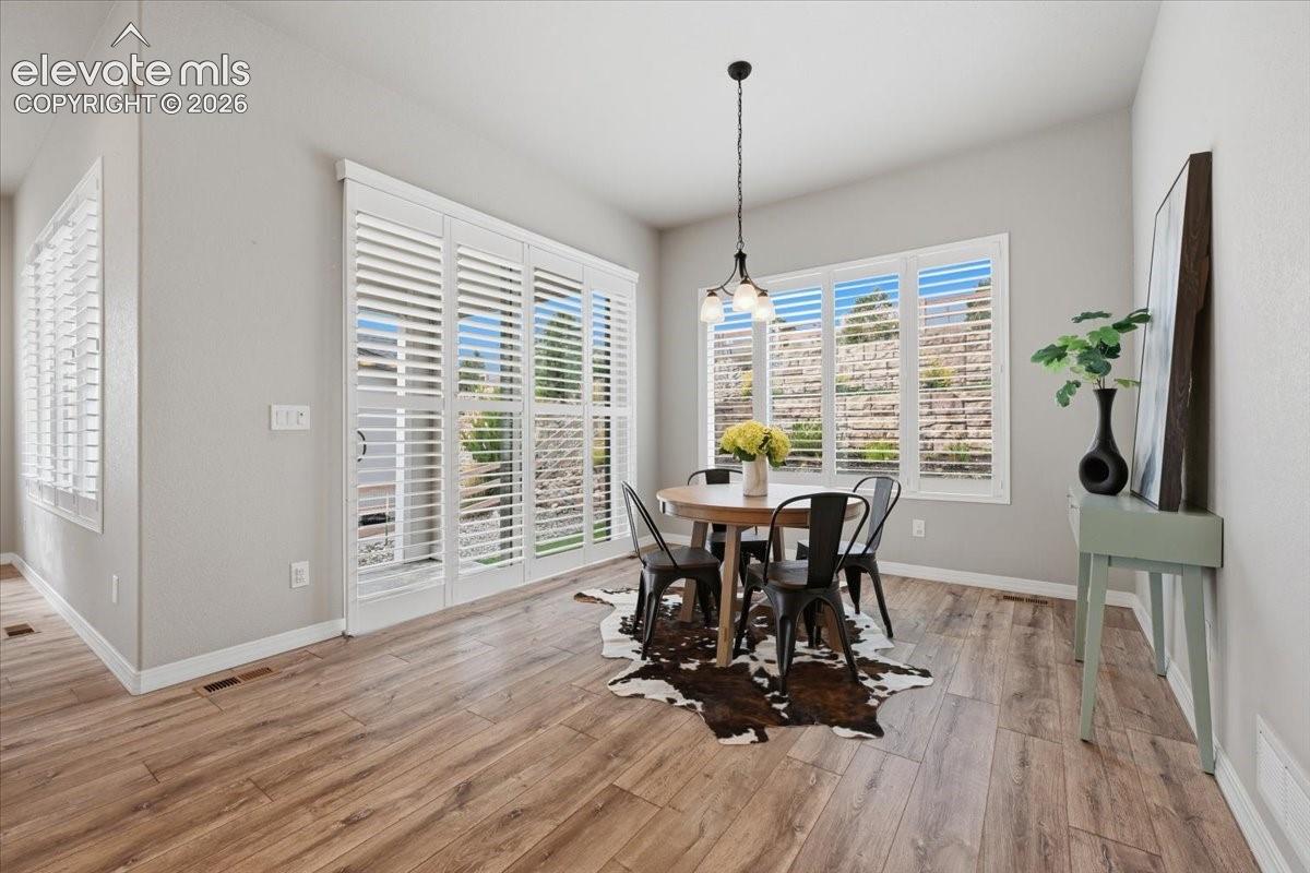 Listing photo 17 for 10398 Sharon Springs Drive