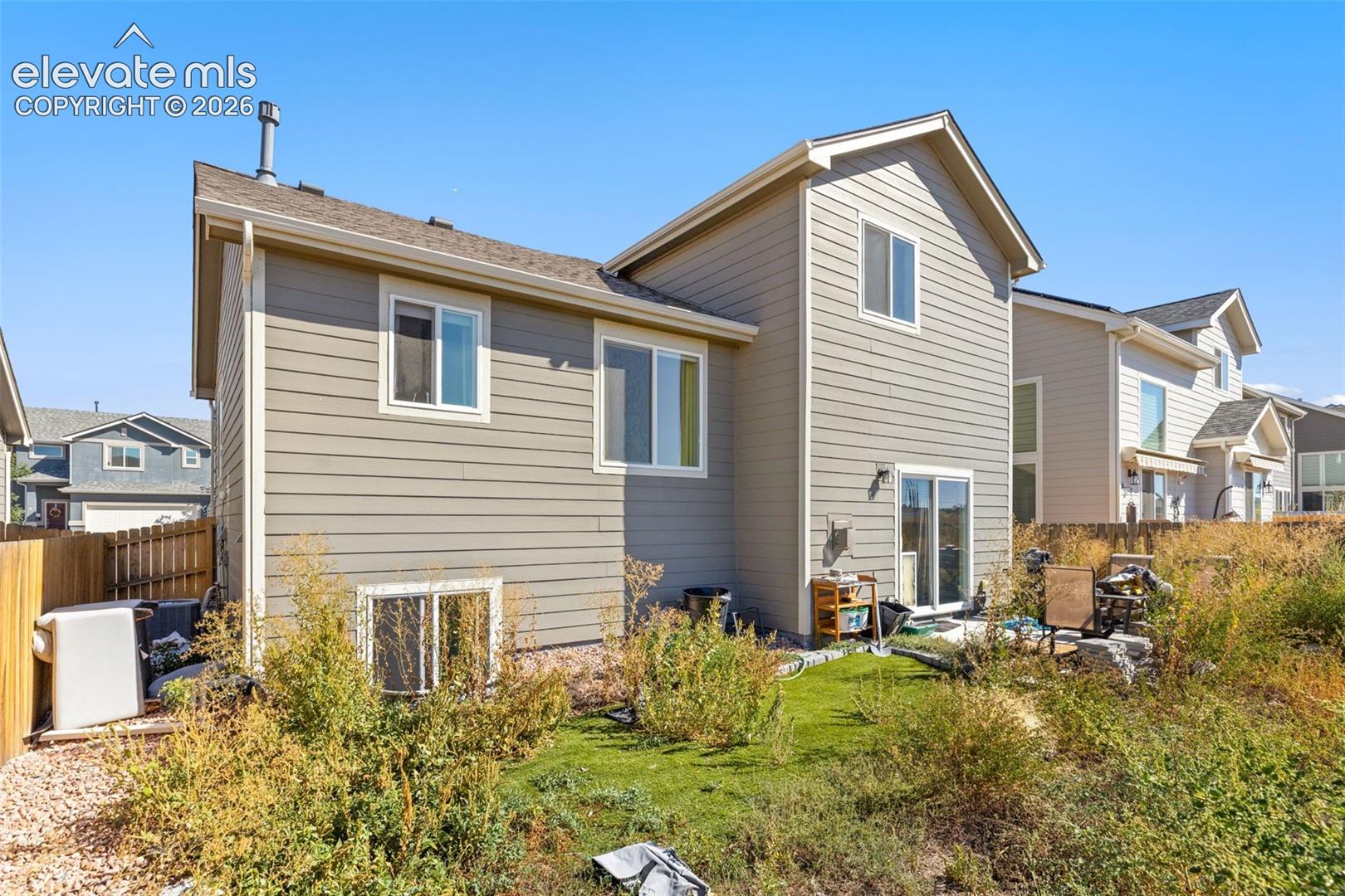 Listing photo 26 for 10621 Castor Drive