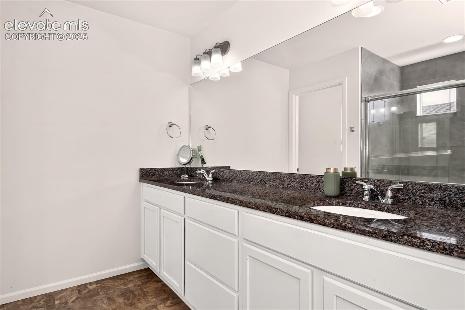 Listing photo 23 for 6315 Kildare Drive