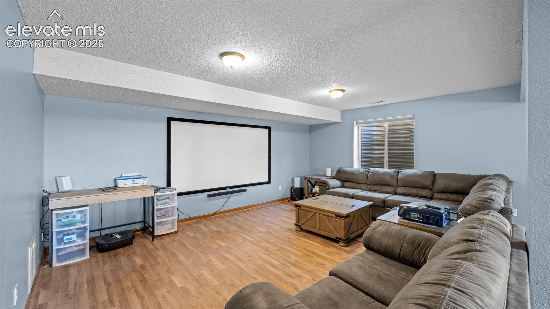 Listing photo 20 for 1180 Goodview Court