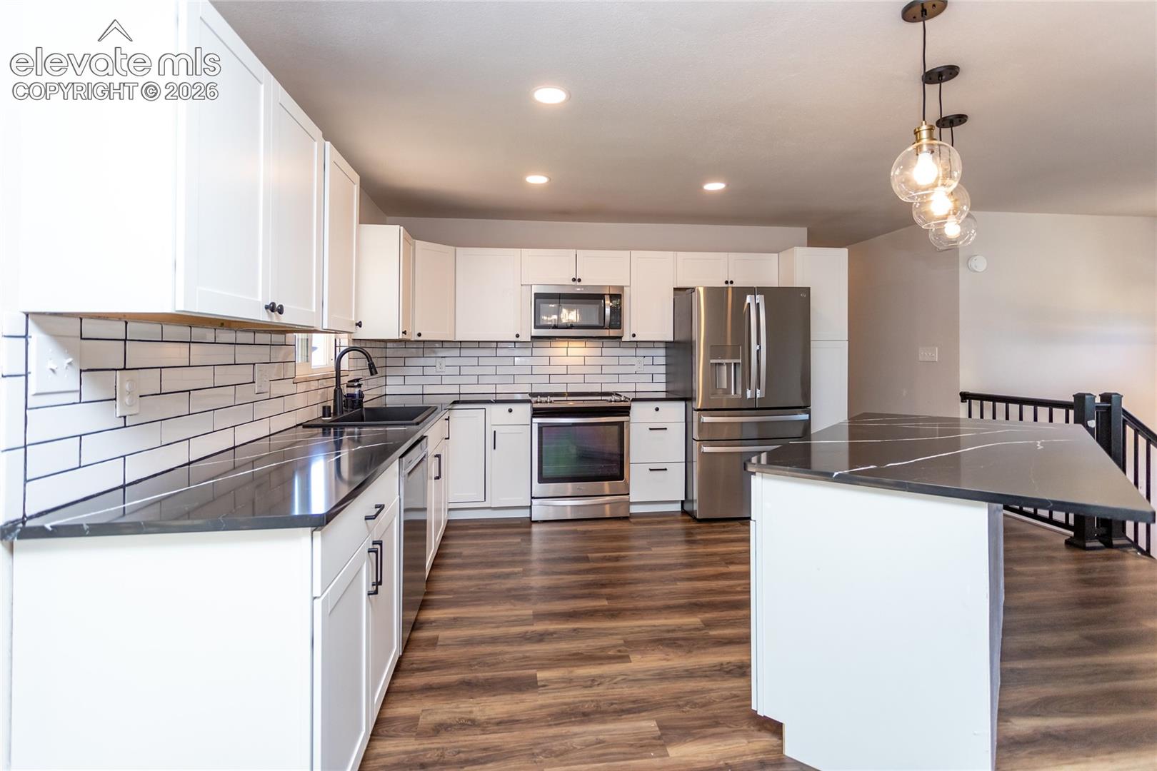 217 Cielo Vista Street, photo 6