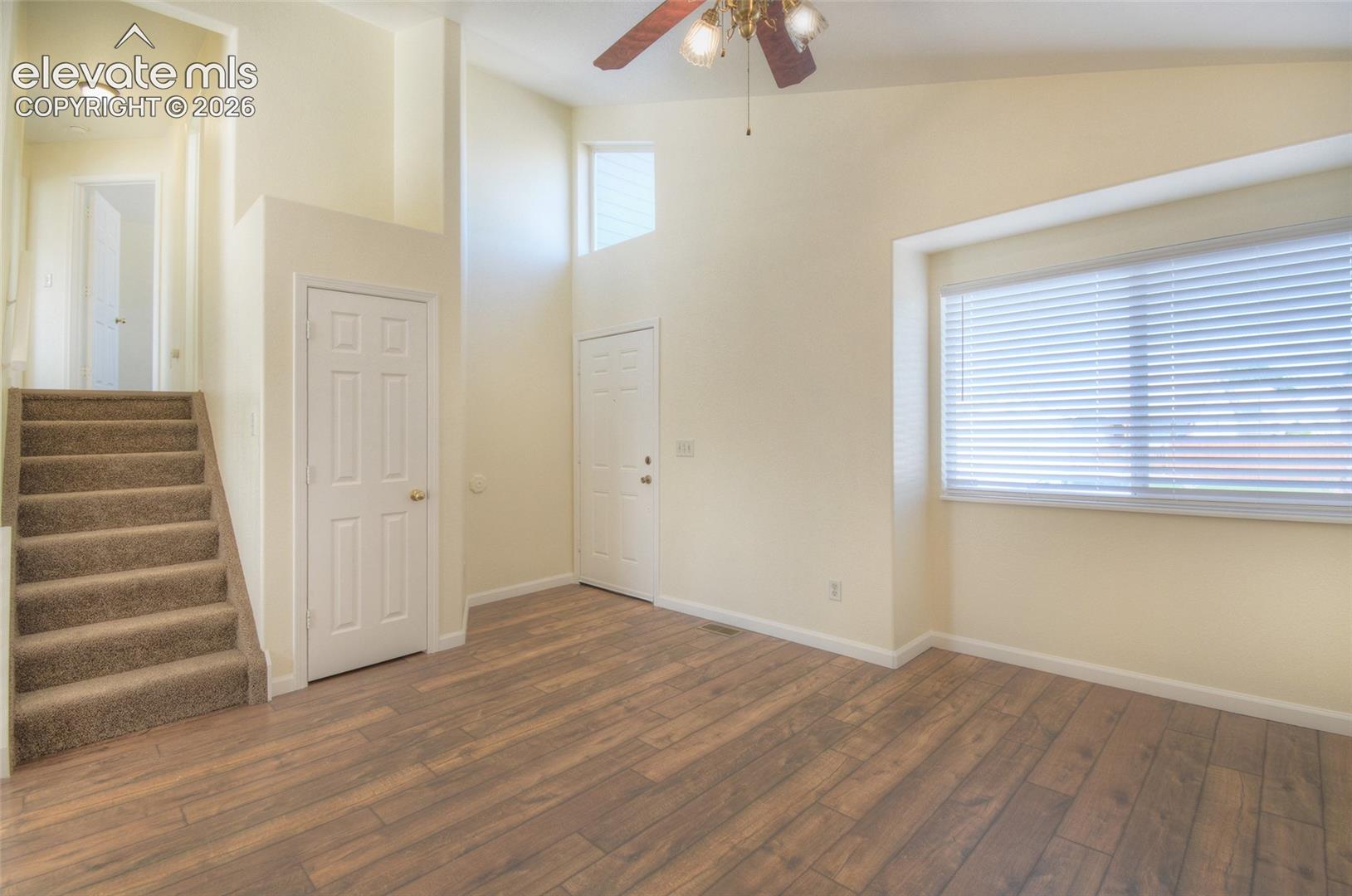 Listing photo 4 for 4820 Pathfinder Drive
