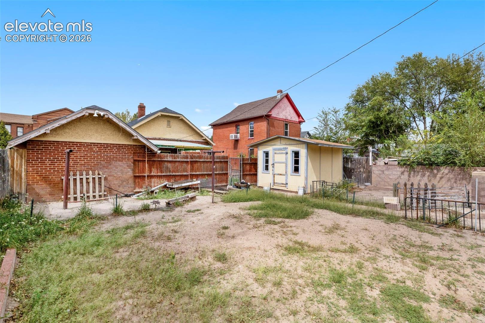 Listing photo 26 for 1128 E Routt Avenue