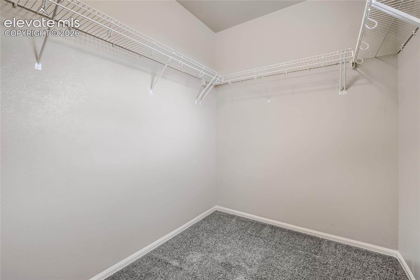 Listing photo 22 for 7104 Bracken Place
