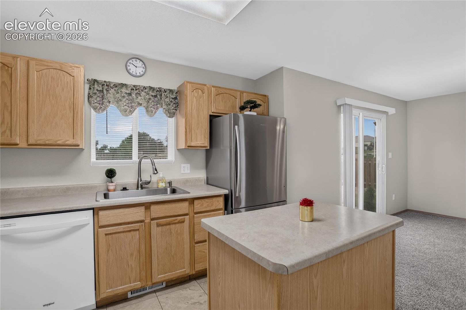 Listing photo 14 for 3046 W 22nd Street