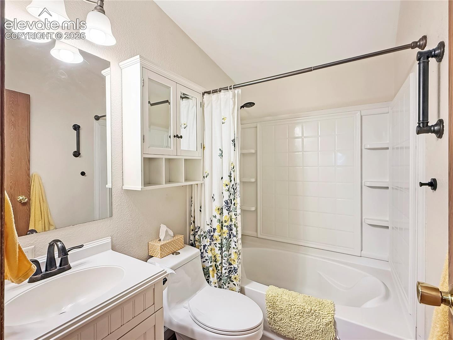 Listing photo 23 for 2620 Lowell Avenue