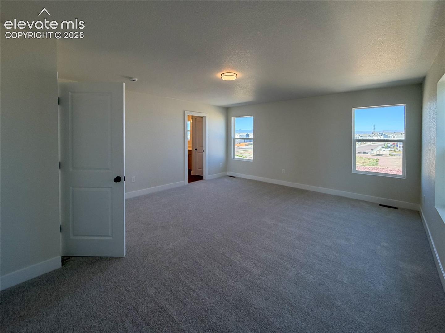 Listing photo 16 for 8206 Lemon Grass Road