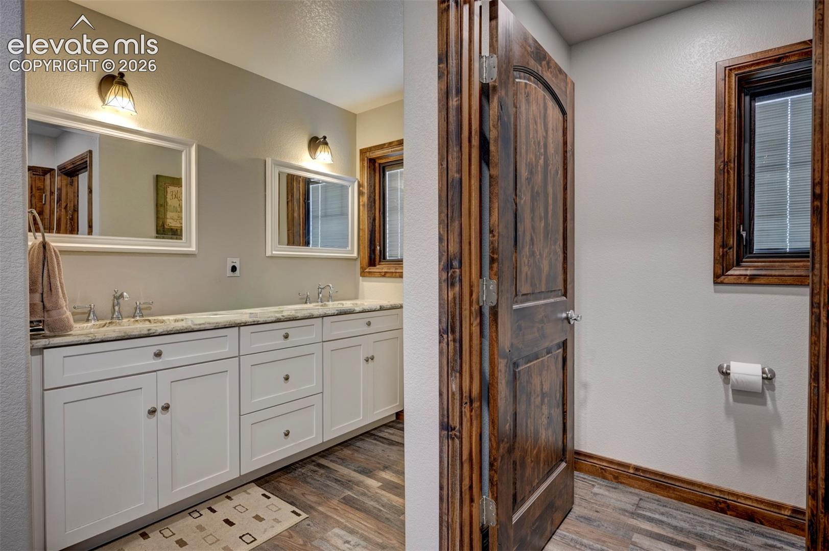 Listing photo 23 for 10130 Shumway Road