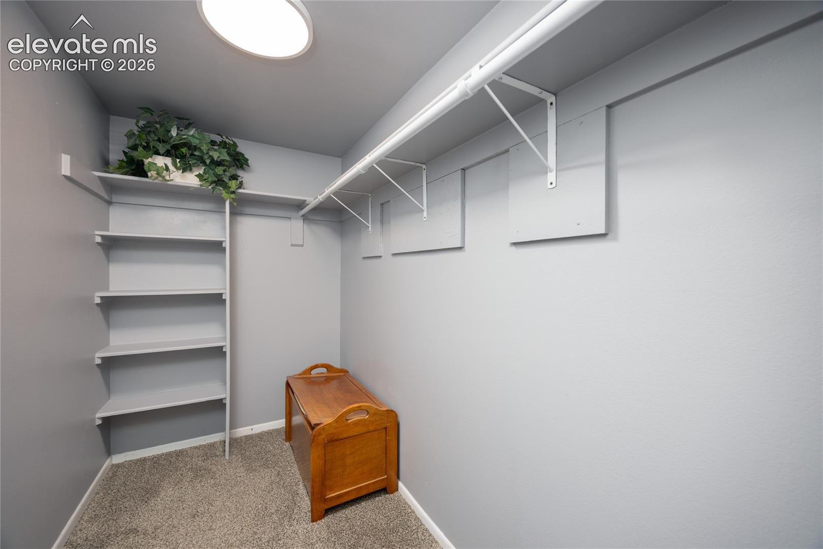 140 Rockrimmon Boulevard, photo 8