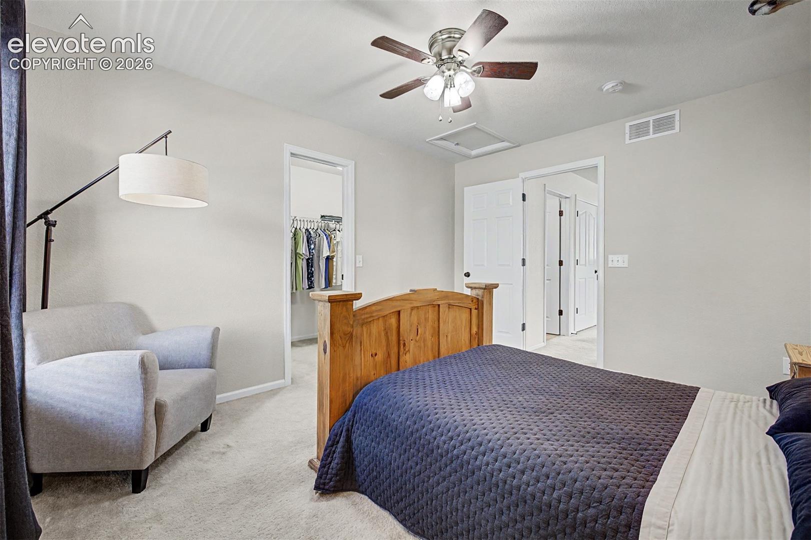 Listing photo 33 for 7716 Candlelight Lane