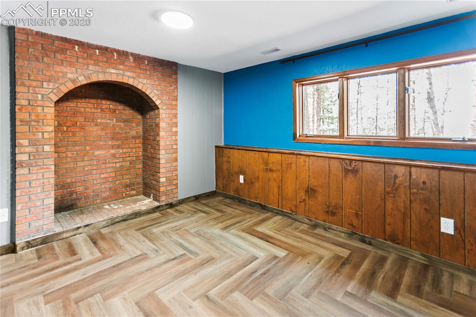 Listing photo 33 for 1129 Forest Hill Road