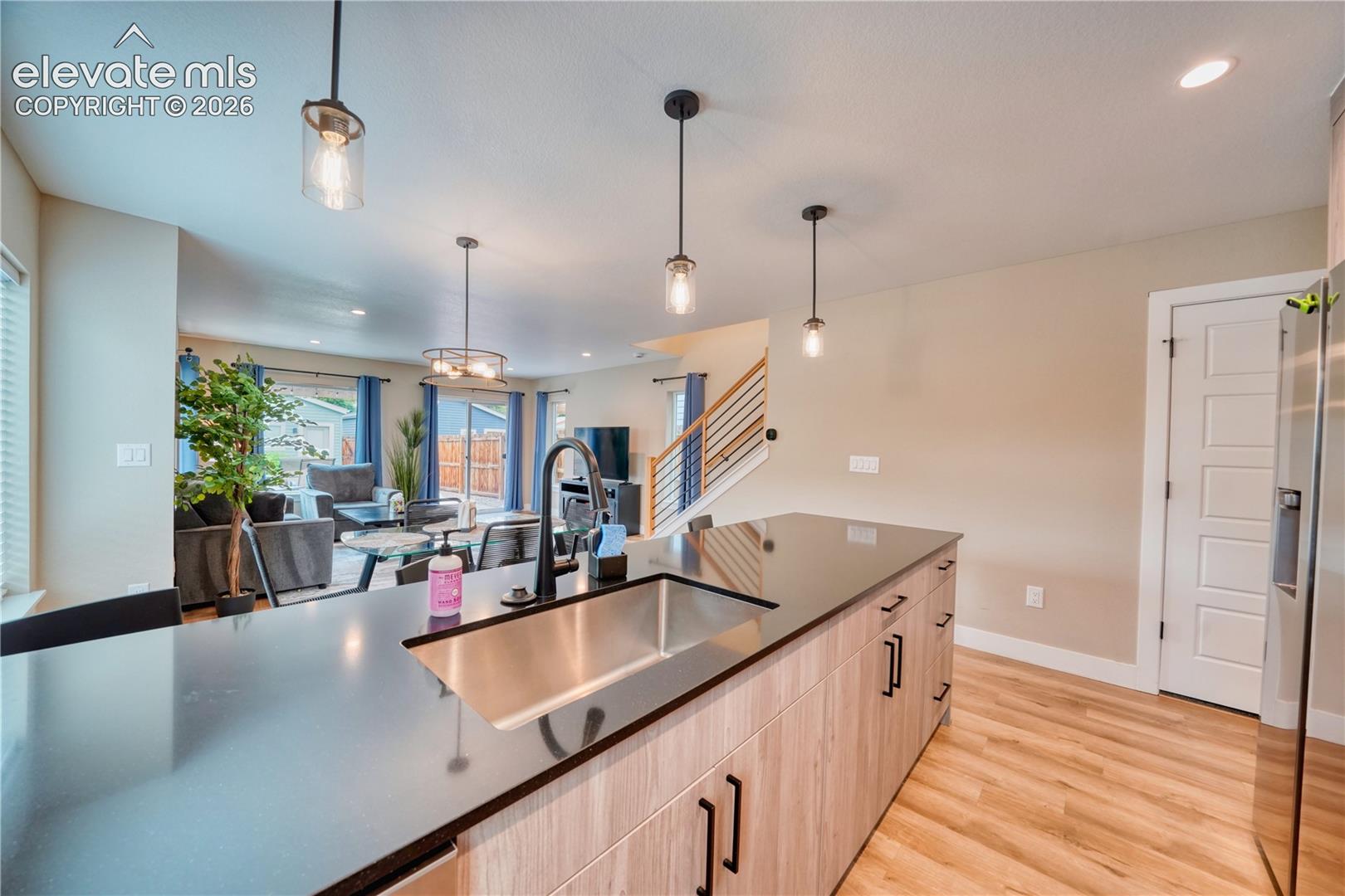 Listing photo 14 for 829 Kalamath Street