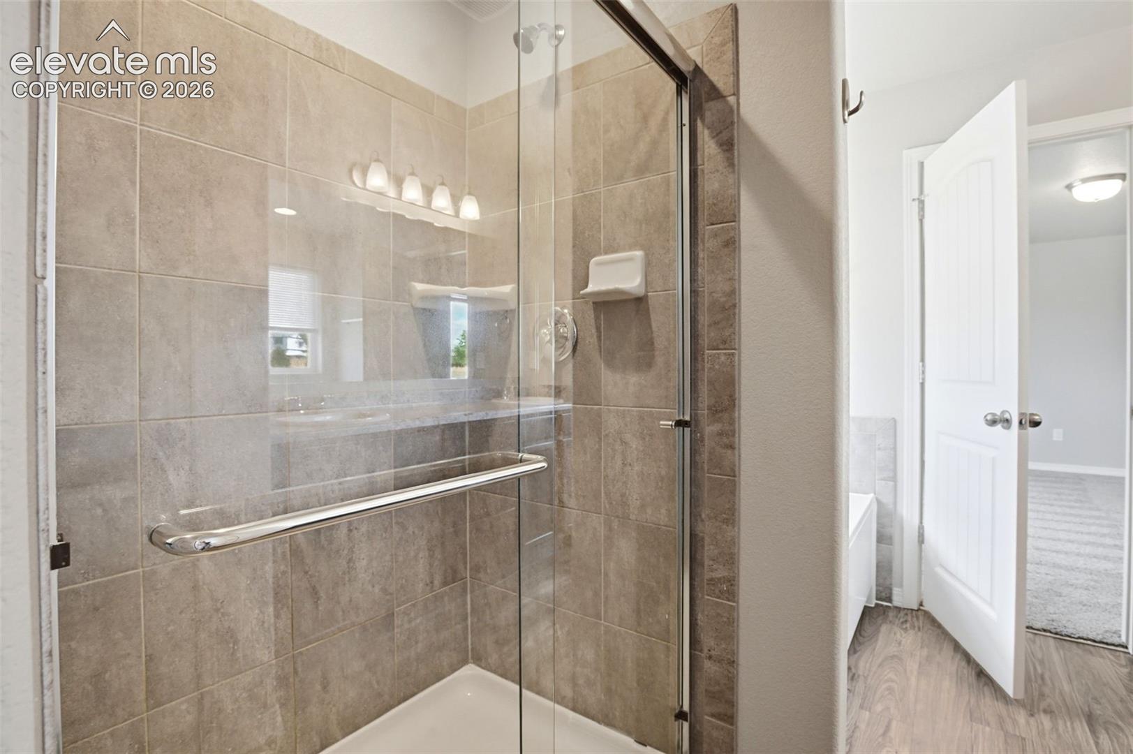 Listing photo 24 for 10725 Traders Parkway
