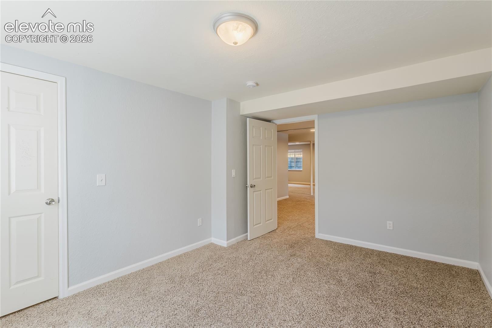 Listing photo 18 for 4860 Seton Place