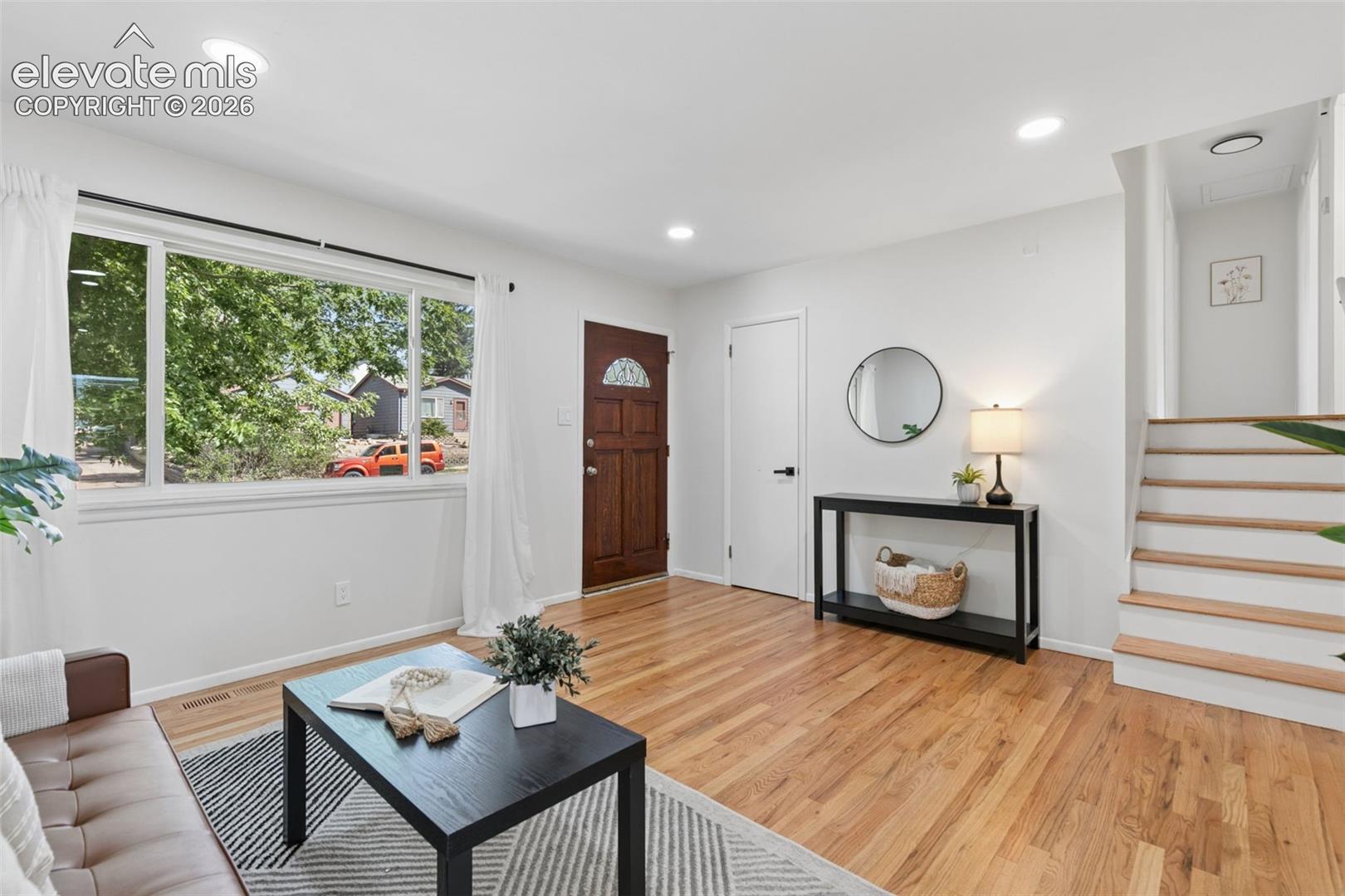 Listing photo 6 for 1501 Newcastle Street