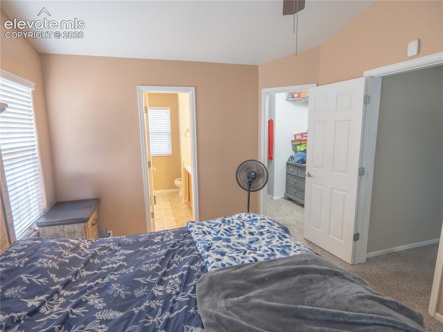 Listing photo 16 for 8806 Silver Glen Drive