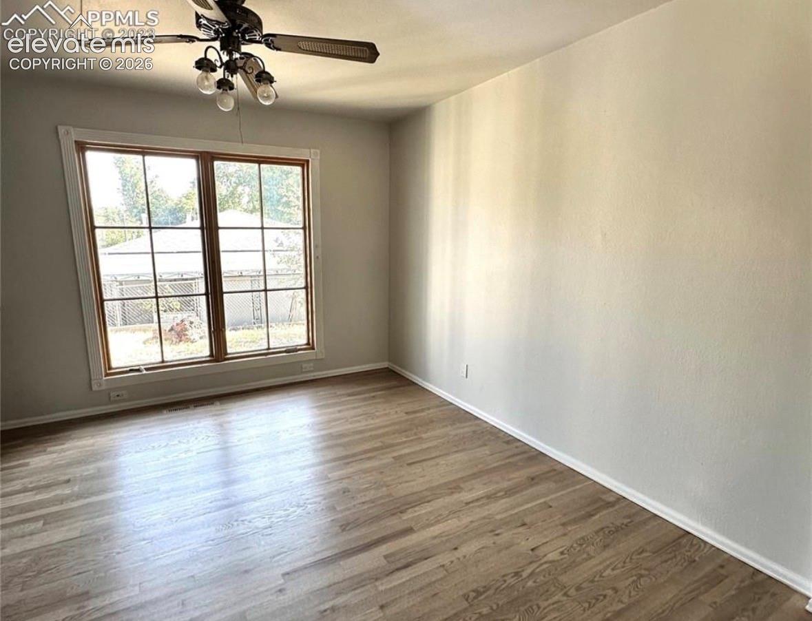 Listing photo 13 for 501 birch Drive