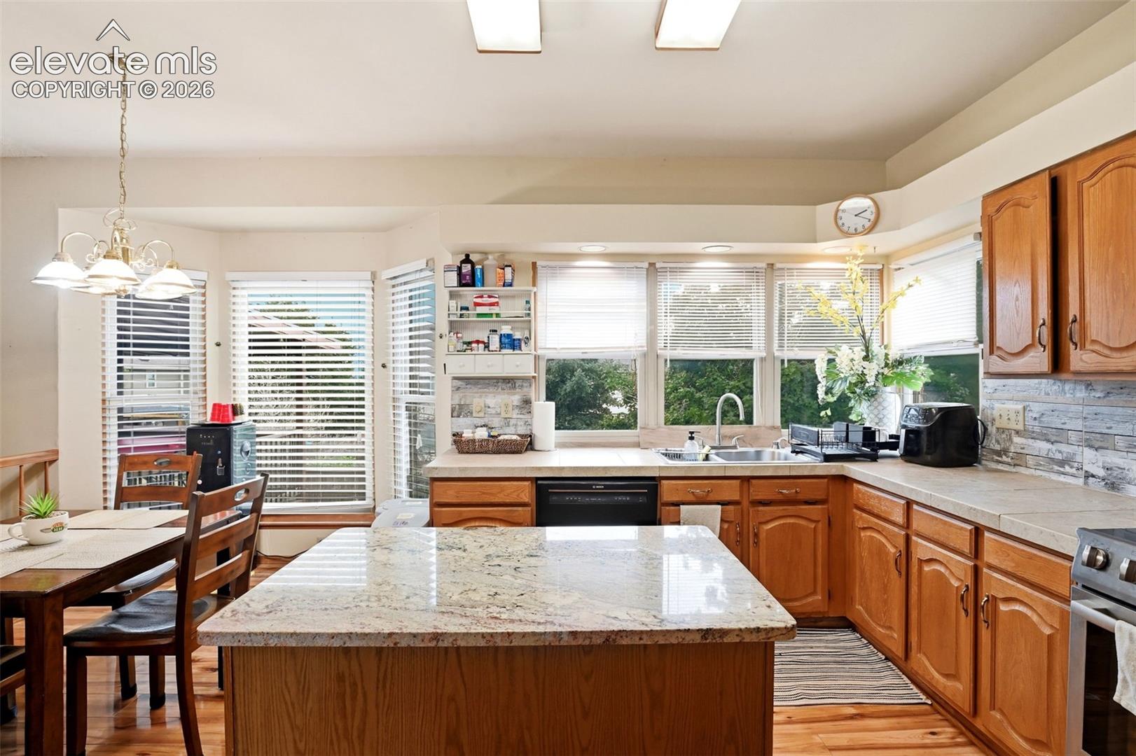 8435 Avens Circle, photo 8