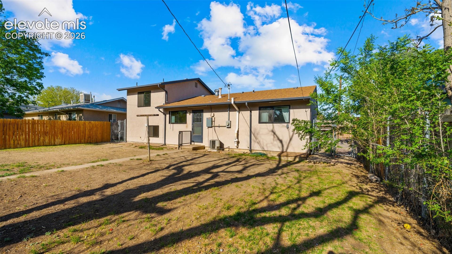 Listing photo 35 for 1819 Yakima Lane