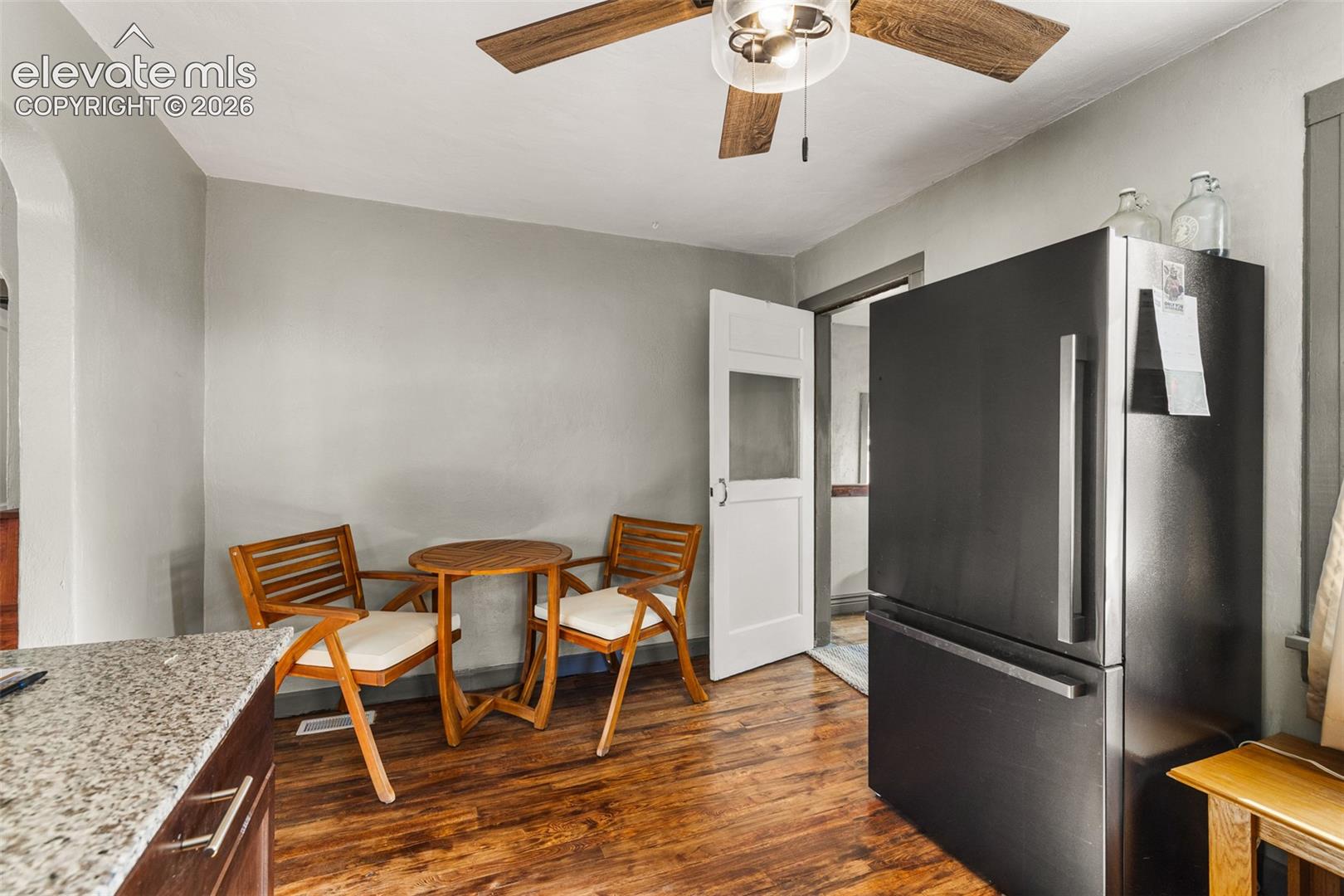 Listing photo 16 for 2330 Cheyenne Avenue