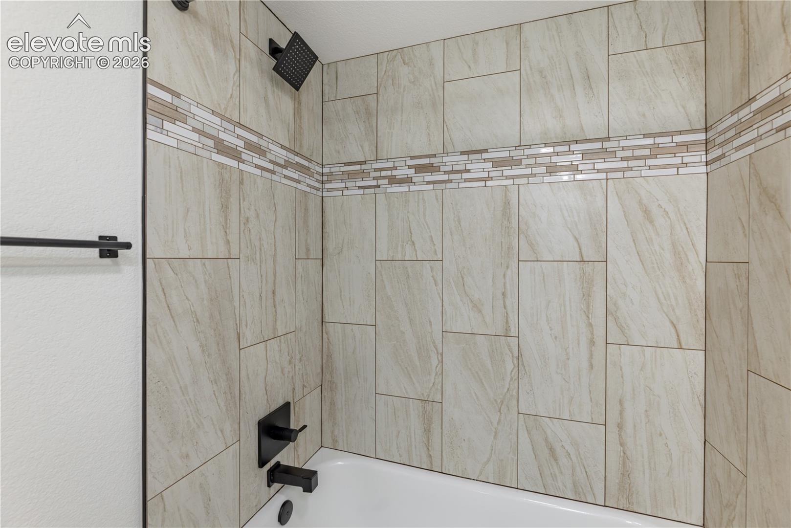 Listing photo 15 for 2522 S Worchester Court E