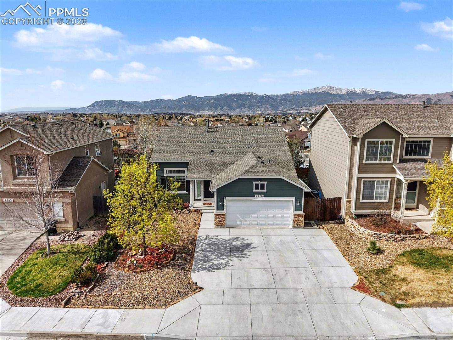 9375 Wolf Pack Terrace