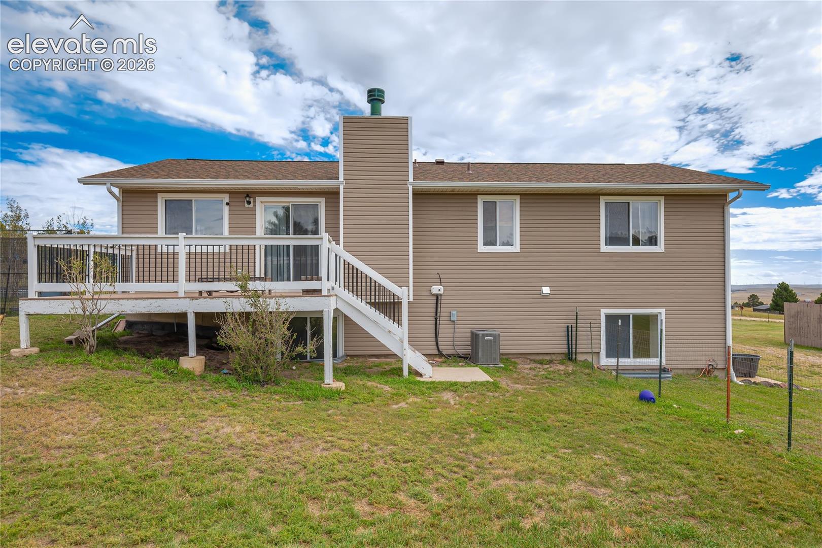 Listing photo 37 for 17650 Fremont Fort Drive